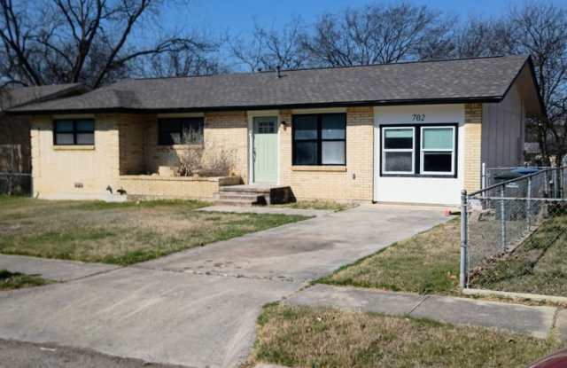 Spacious 4-Bedroom Home in a Great Neighborhood – Remodeled  Move-In Ready!