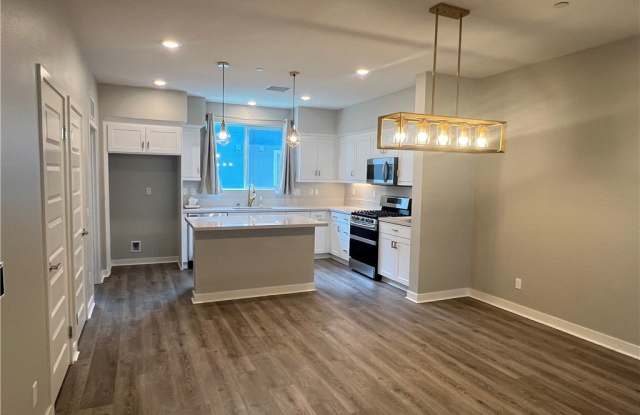 7358 Parker Lane