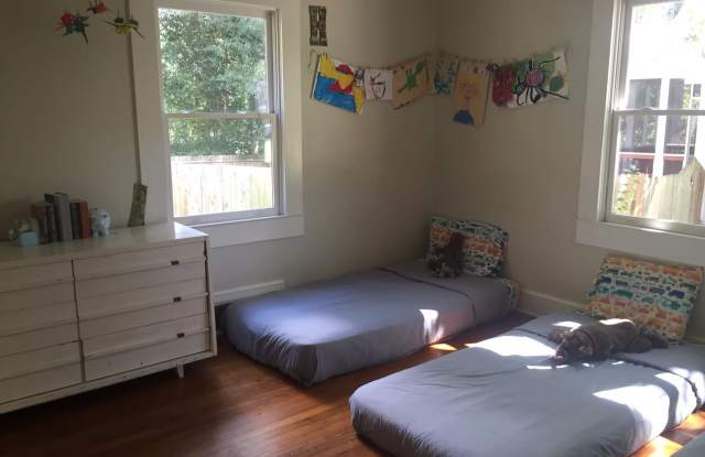 170 Windsor Court - Available May!