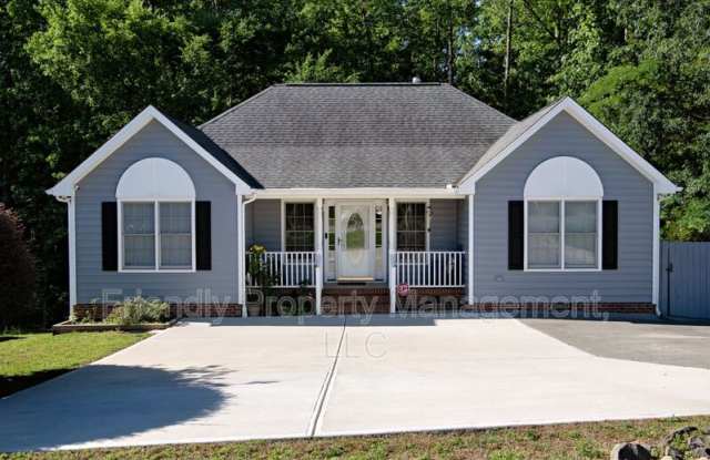 1608 Rogers Pointe Ln