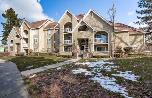 Updated Condo In Excellent Location!!