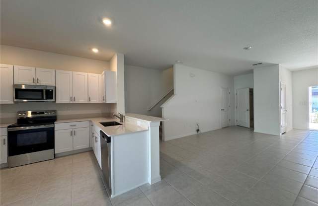 10149 TRUMPET HONEYSUCKLE WAY