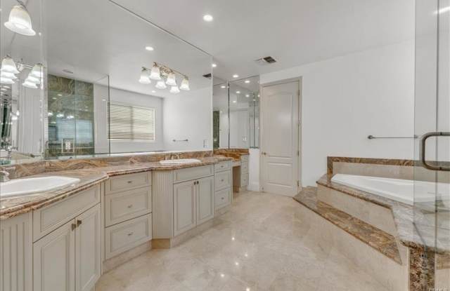 Photo of 5150 Teesdale Avenue