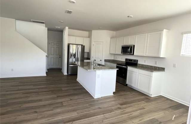 502 SW Amhurst Street SW