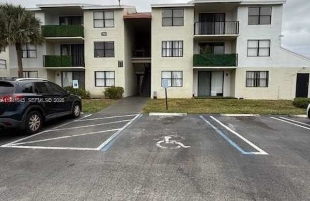 760 EXECUTIVE CENTER DR