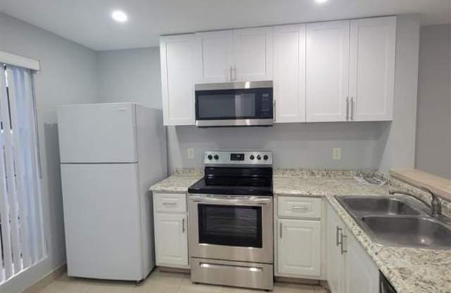 Photo of 2720 S Oakland Forest Dr