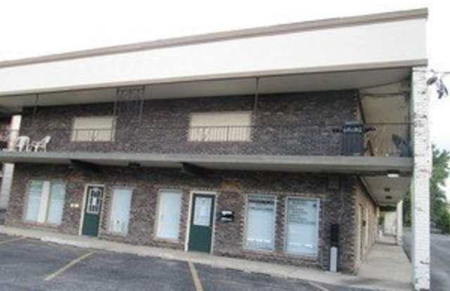 Photo of 7925 W 103 Street