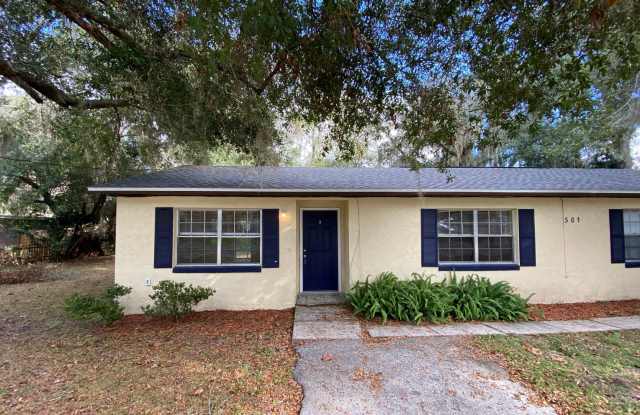 Photo of MOVE-IN SPECIAL!! Cozy 2BR/1BA Duplex in Eustis, FL!