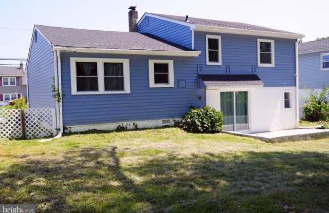 1420 CHESTNUT Avenue