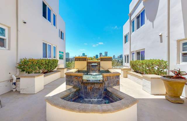 Photo of Stunning Condo with Downtown Views – Prime San Diego Location!