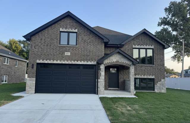 Photo of 4951 W 86th Street