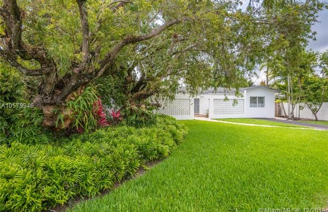 5230 SW 64th Ct - 5230 Southwest 64th Court, South Miami, FL 33155