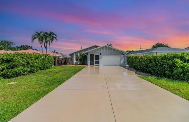 517 98th Ave N lot: 20