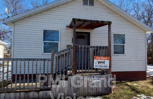 820 Cantrell Ct Decatur IL 62521