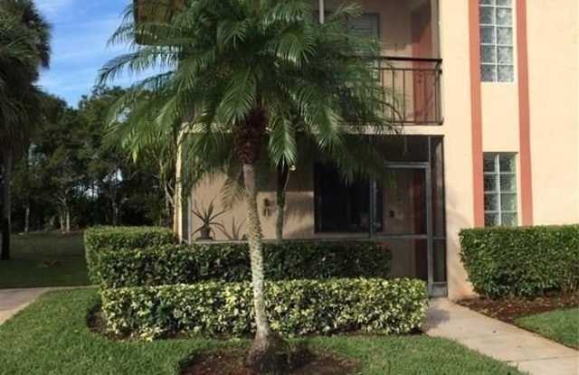 Photo of 331 Lakeview Dr