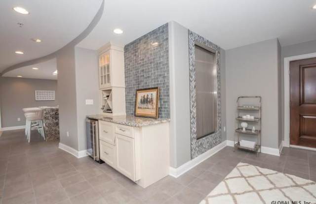 18 Division St # 1991GVQ