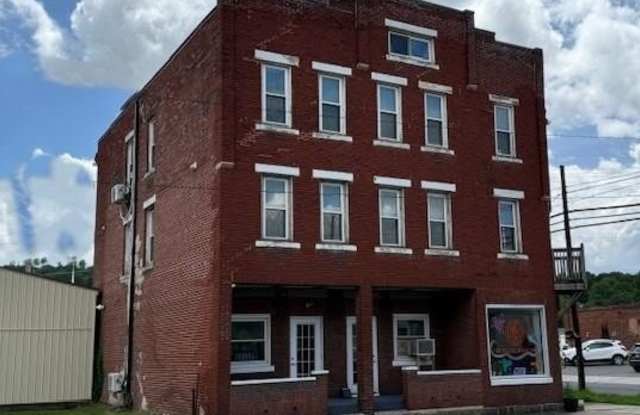 Photo of 1800 GRAHAM AVENUE, Apt 2-2