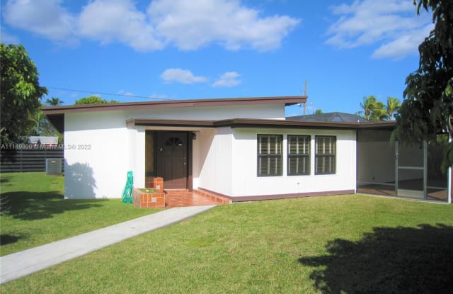 10621 SW 111th St - 10621 Southwest 111th Street, Kendall, FL 33176