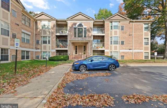 Photo of 3400 TULLEYS POINTE Court unit: 3C