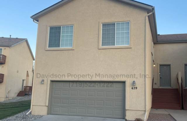 Photo of Spacious 3 Bedroom Condo in Southeast Colorado Springs