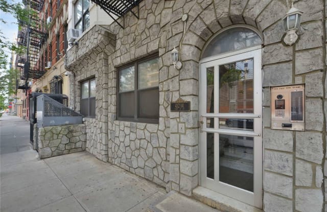 414 E 10th Street - 414 East 10th Street, New York City, NY 10009