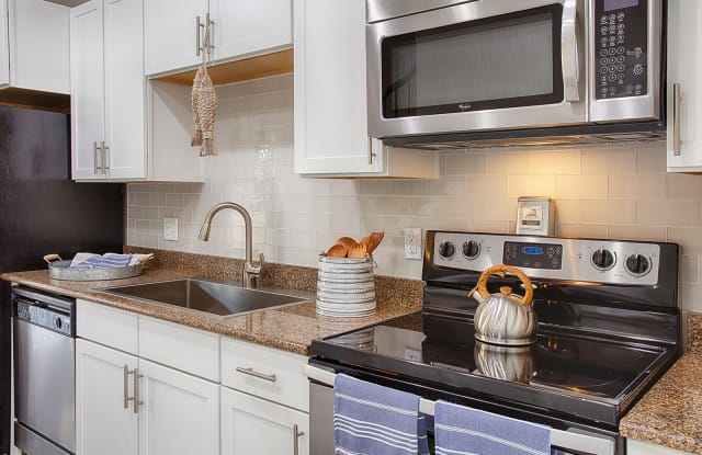 Photo of Lake Vista Apartment Homes