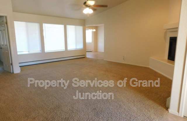 434 1/2 Jornada Street