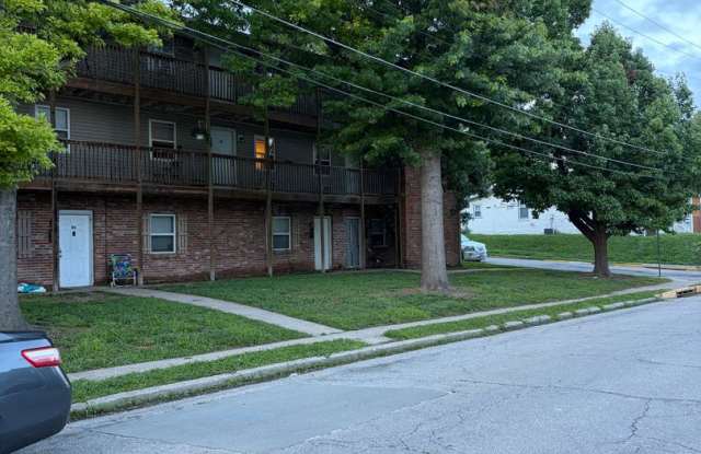 1104 W McCarty