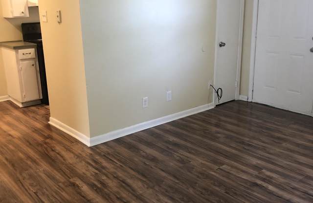 8723 Baseline Road - H4