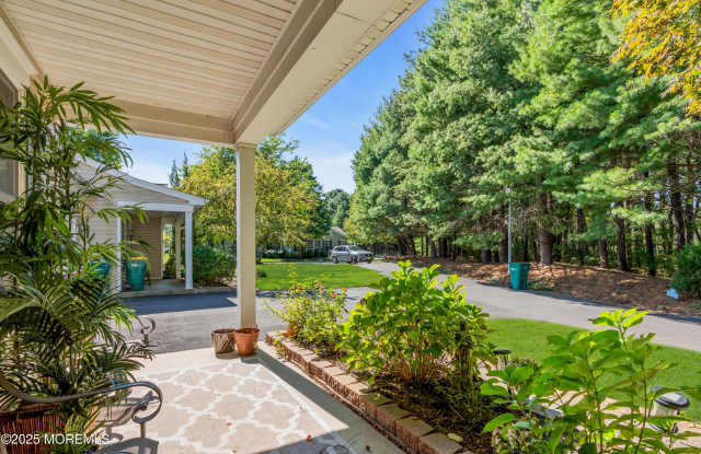 138 Greenlawns Drive