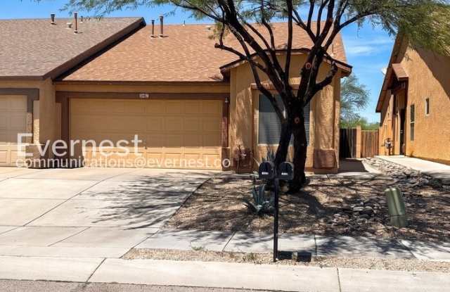 2057 East Calle Arroyo Lindo
