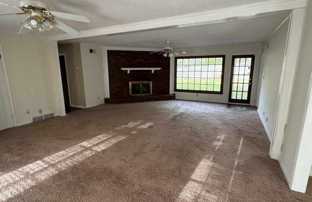 2295 EASTOVER
