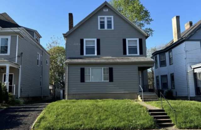 1709 Sherman Ave