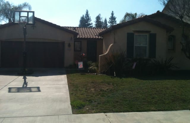 4423 W. Elowin Ave - 4423 West Elowin Avenue, Visalia, CA 93291