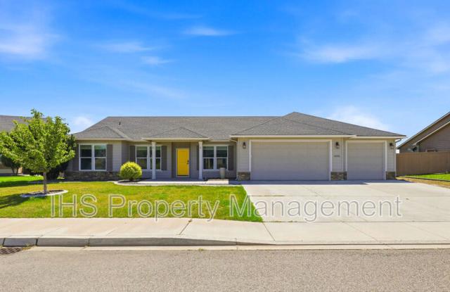 4806 Tamarisk Dr.