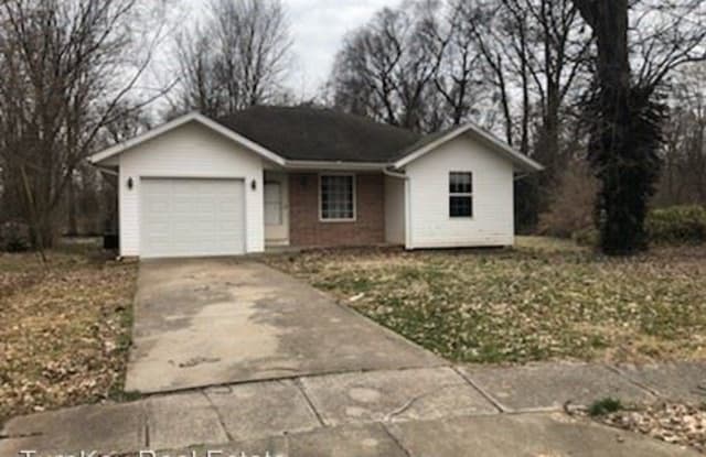 1129 S Colgate Ave - 1129 S Colgate Ave, Springfield, MO 65802