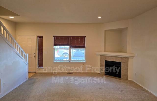 3008 NW Morning Glory Dr