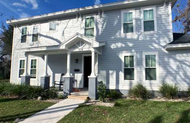 Photo of Porter's - New 5 Bedroom, 5 Bathroom House