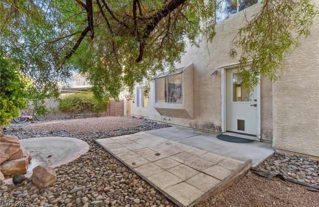 9500 Sierra Summit Avenue