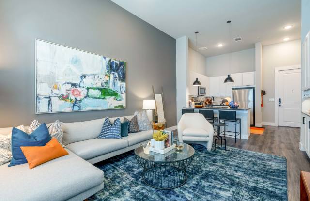 Cadence at Frisco Station