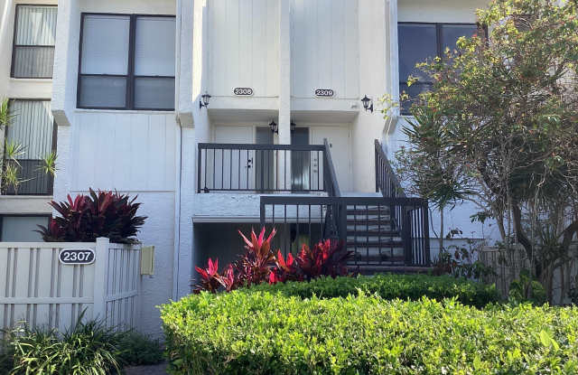 2308 Bridgewood Drive