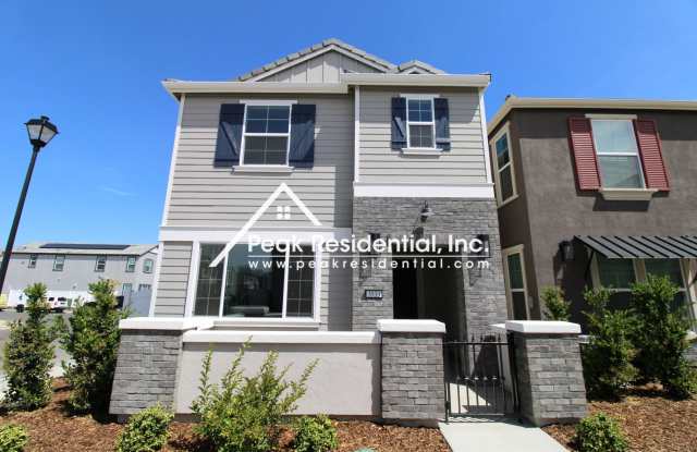 Brand New 3bd/2.5ba West Sacramento Home with 2 Car Garage!