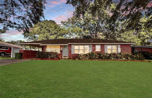 Charming 3/2, remodeled home in Dalraida