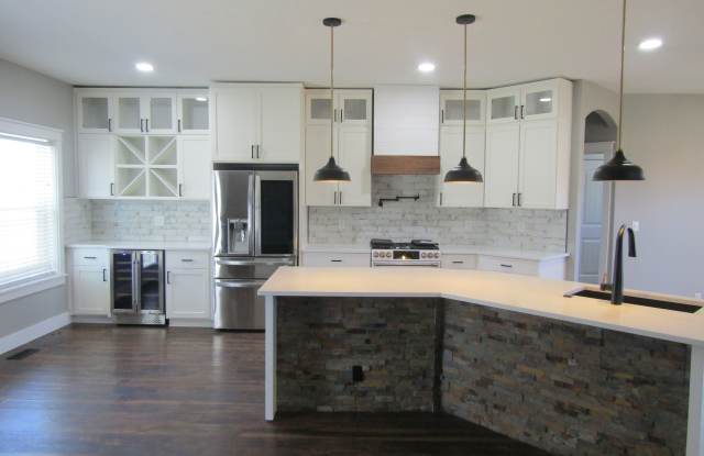 67 Cobblestone Court