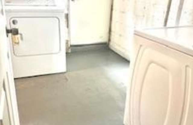 7838 SAINT BONIFACE Lane