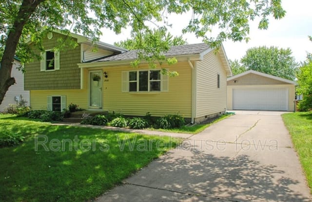 2400 3rd St SW - 2400 3rd Street Southwest, Altoona, IA 50009