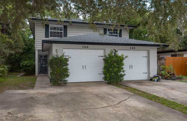 Charming 2BR/2.5BA Townhouse in the Heart of College Park!