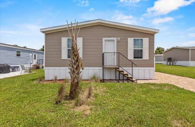 6680 Hidden Oaks Drive