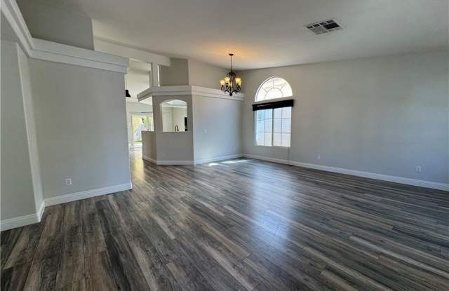 10034 Chinook Gale Court