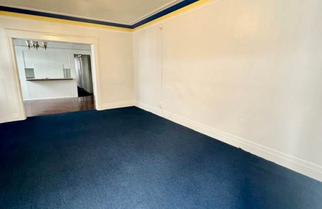 Photo of Spacious Unit